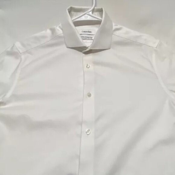 Calvin Klein Men's Infinite Wrinkle Free White Button Up Size Medium Slim Fit - Picture 13 of 13